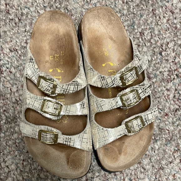 Birkenstock gold lacquer striped Triple Strap leather Sandals - Picture 2 of 10